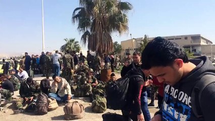 في زمن الكورونا .. تجمع مئات العناصر لميليشيا أسد على أرصفة كراجات العباسيين بدمشق