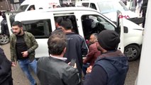 ADANA Zincirleme trafik kazasında 2'si polis 3 kişi yaralandı