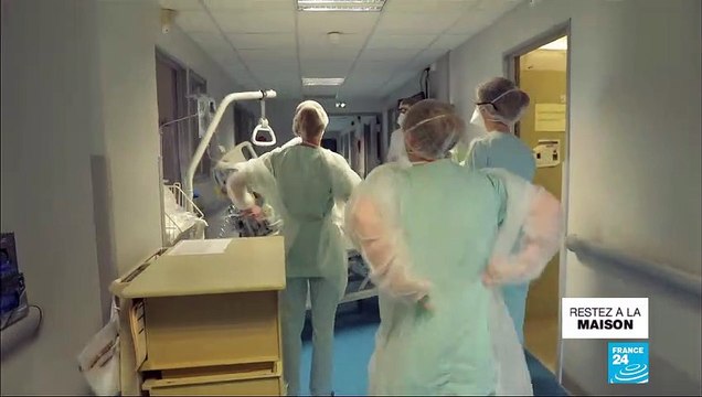 Coronavirus en France : Reportage avec les soignants dans l'hôpital de Tourcoing