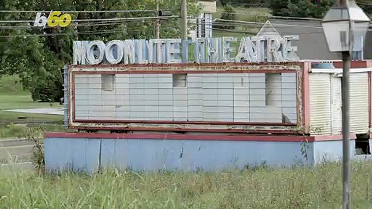 Can’t Go to the Movies? Set Up Your Own Budget Drive-in Theater at Home