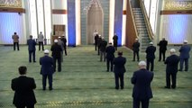 Beştepe Millet Camisi'nde az sayıda katılımla cuma namazı kılındı (5) - ANKARA