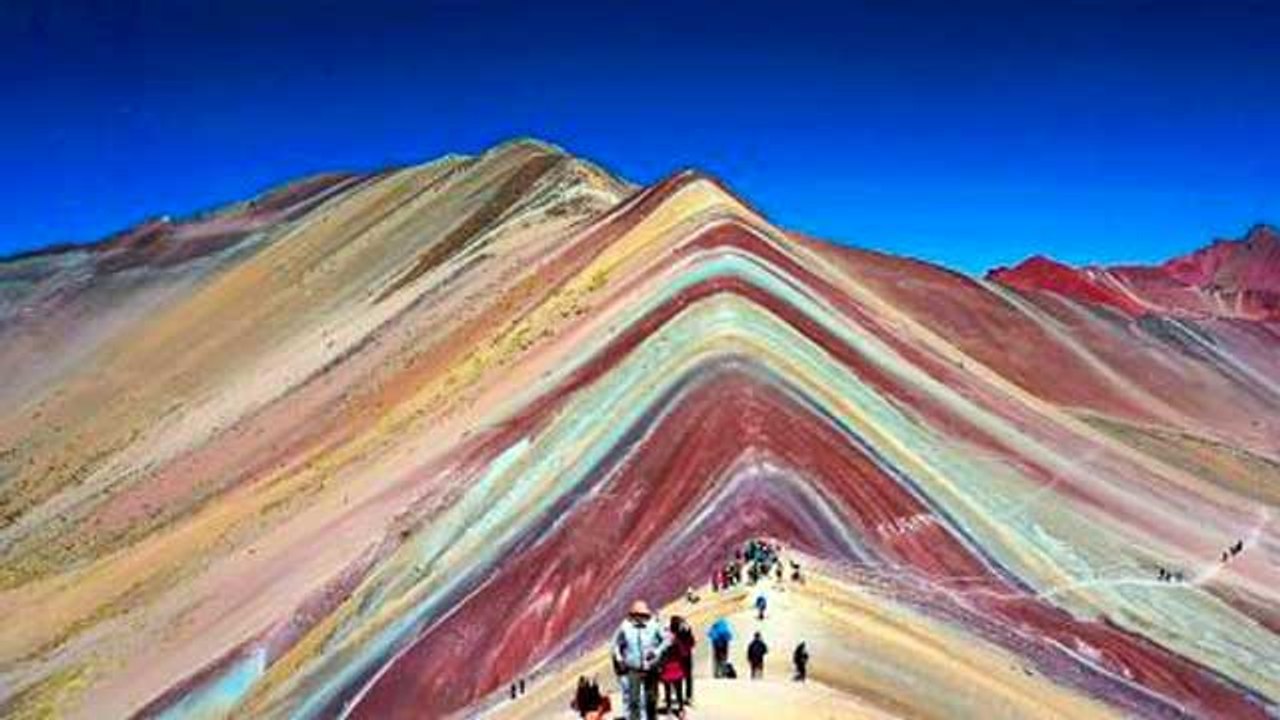 Pêrú: La Montaña de los Siete Colores