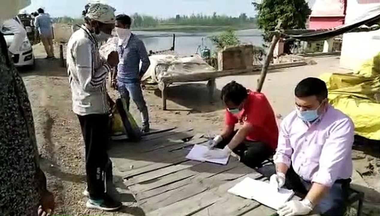 शामली: दूसरे प्रदेशों से आने वाले लोगों की बॉर्डर पर डॉक्टरों ने की जांच