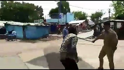 Police action in lockdown in India|Corona lockdown per police ki sakhti