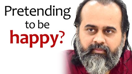 Pretending to be happy? || Acharya Prashant (2020)