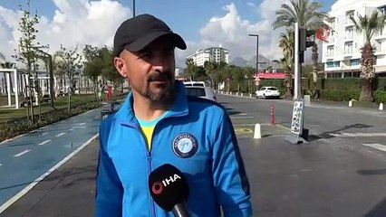 Yasak sonrası dünyaca ünlü sahil ıssızlığa büründü