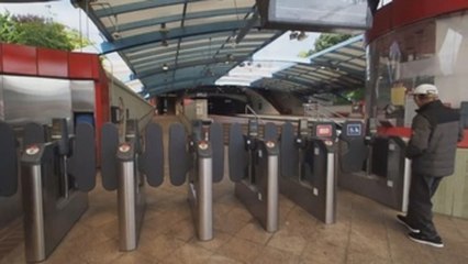 EEUU supera 100.000 casos de COVID-19 y aprueba un enorme paquete de estímulo