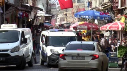 Adana'daki Suriyelilere Arapça anonslarla 'evde kalın' çağrısı