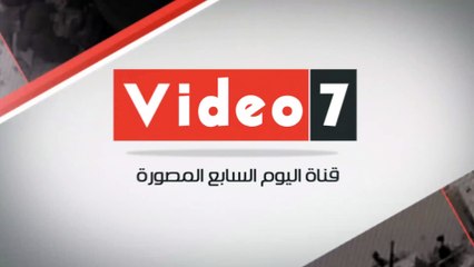 فنى يتسلق برج كهرباء ليلا لإصلاحه ومحافظ مطروح يكافئه من ماله الخاص