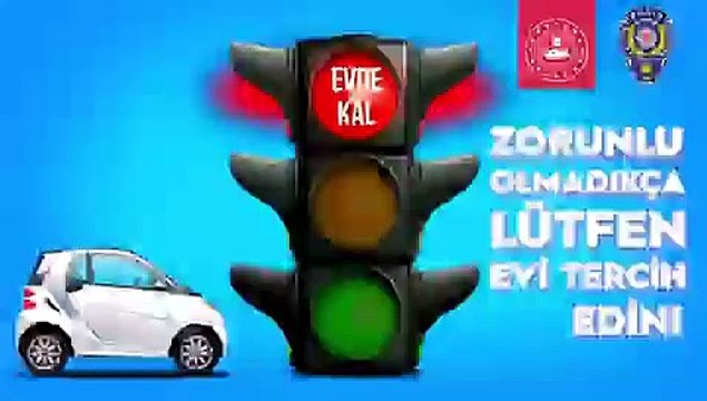 Trafik ışıklarında 'evde kal' uyarısı: Zorunlu olmadıkça lütfen evi tercih edin