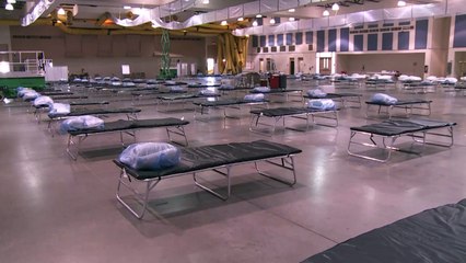 Coronavirus: LA field hospital set up but lacking doctors