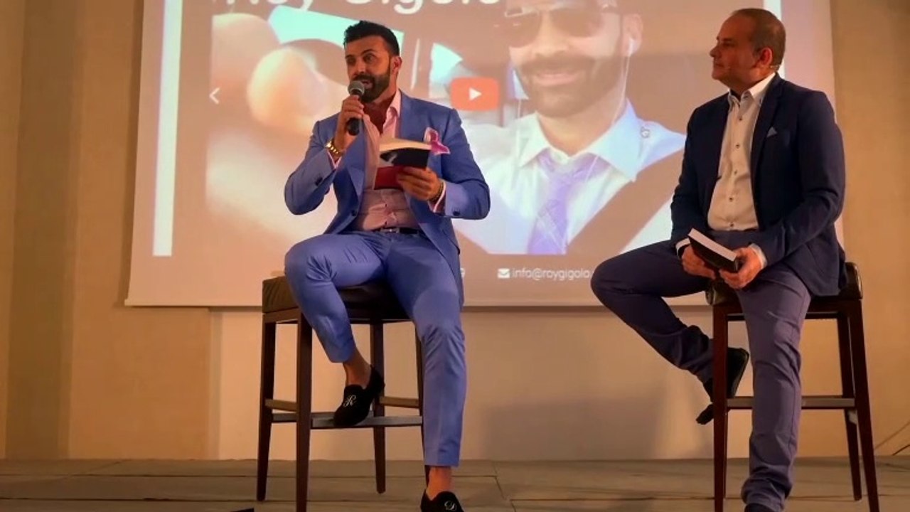 Roy Gigolo ad un meeting di marketing