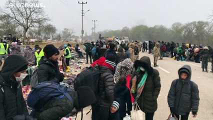 Elszállította a görög határról a migránsokat Törökország