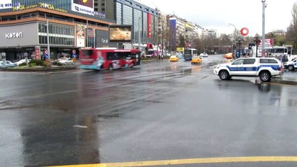 Ankara’da Korona etkisi: Meydan, cadde, sokak ve parklar boş kaldı