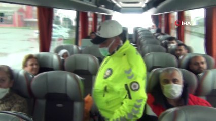 Polisten toplumsal mesafe ve maske uygulaması