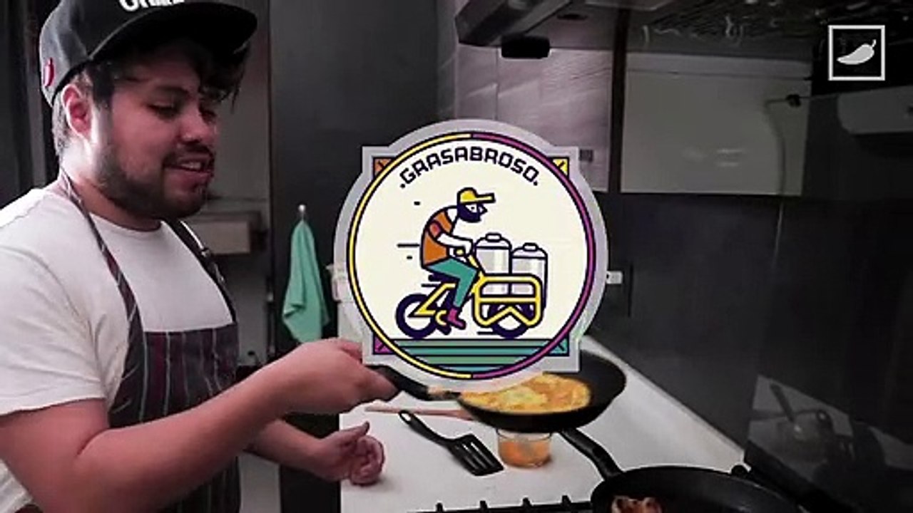 Prepara un tradicional yakimeshi en este #GRASABROSO hogareño