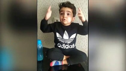 Evde bunalan minik çocuk isyan etti: Ben sizin yüzünüzden dışarı çıkamıyorum