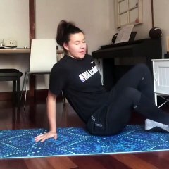 Bent Knee Side Plank (Portuguese Subtitles)