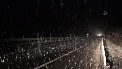 Bolu'da kar yağışı başladı