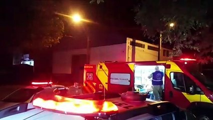 Carro cai em barranco e homem fica ferido no Cataratas