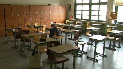 '사회적 거리두기' 위반 이어져...4월 6일 개학 불투명 / YTN