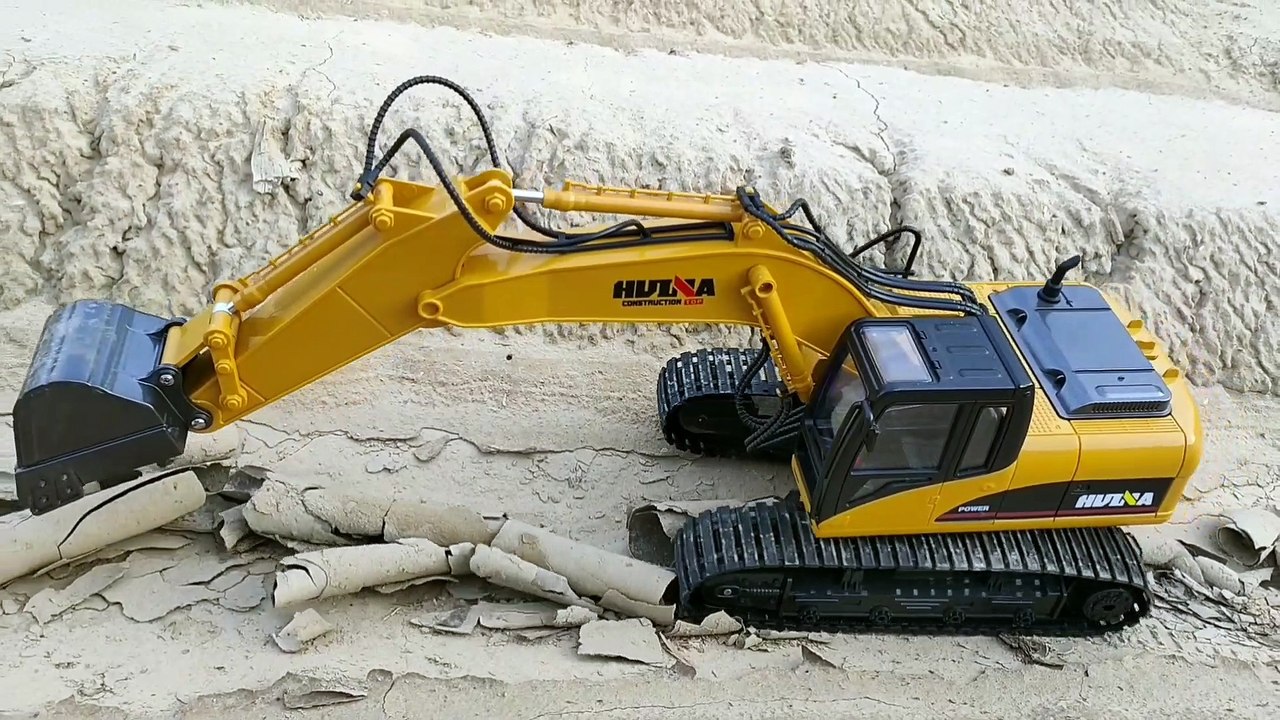 RC JCB Adventure ! Remote control JCB ! JCB