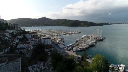 Muğla'daki yerleşik yabancılar, koronavirüse karşı Türkiye'de kendilerini güvende hissediyor