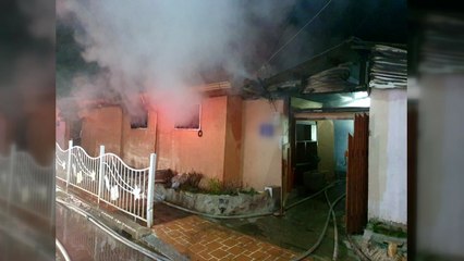 충북 괴산서 주택 화재...50대 남성 숨져 / YTN