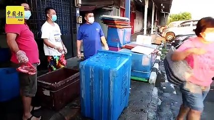 【霹雳头条】善士送400公斤造福弱势群  大派特派  甘望鱼