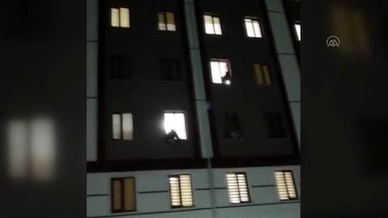 Karantina altındaki öğrencilerden "We Will Rock You" şarkısı