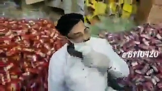 Amir liaquat angry from PTI's social media users