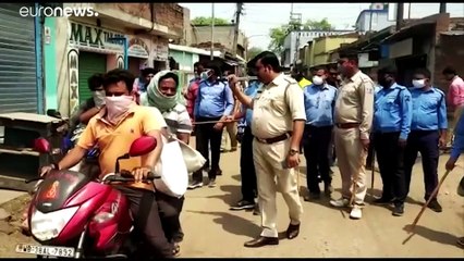 Coronavirus Pandemie: Ausgangssperren in Indien und Südafrika