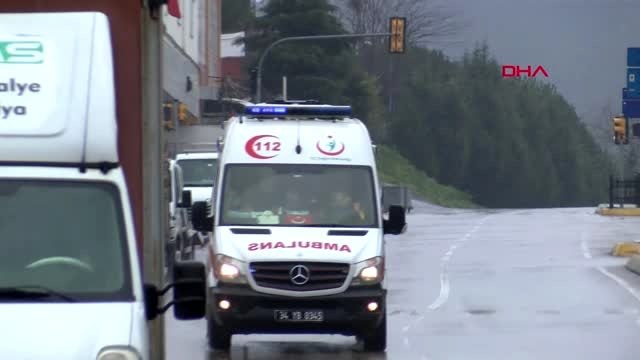 TUZLA'DA 112 ACİL EKİBİNDEN VATANDAŞLARA 'EVDE KAL' ANONSU