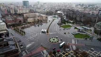 Kayseri'de "Evde kal" çağrısına uyuluyor