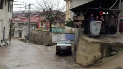 Kütahya'da bir köy karantinaya alındı