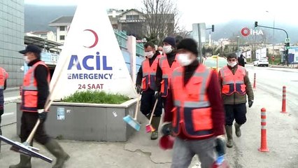 Cadde ve sokaklarda 'korona' temizliği