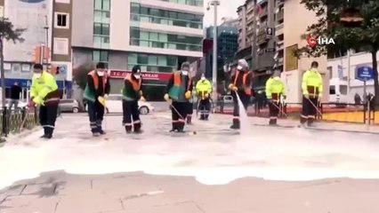 Temizlik işi yöresel müzikle birleşince binlerce beğeni aldı