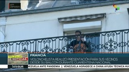 Violonchelista francés ofrece concierto a sus vecinos desde su balcón