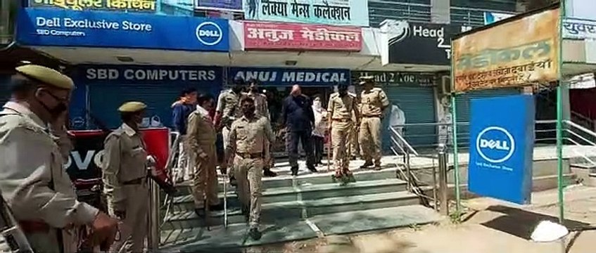 इटावा: मेडिकल स्टोर पर पहुंचे सिटी मजिस्ट्रेट