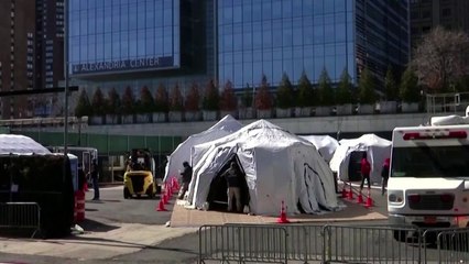 "美 사망 최소 10만 명 전망"...'부실대응' 트럼프 지지율 '오름세' / YTN