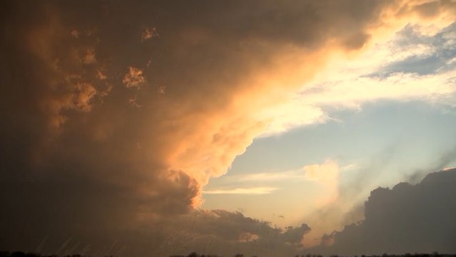 Wicked weather batters Illinois