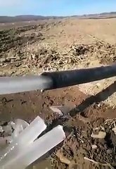 पानी के पाइप से बर्फ निकलते देखा है.-