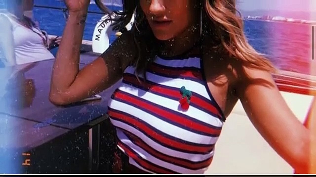Caroline_love heart overlFlack,_former_Love_Island_host_dies_at_2018 |love heart overly_