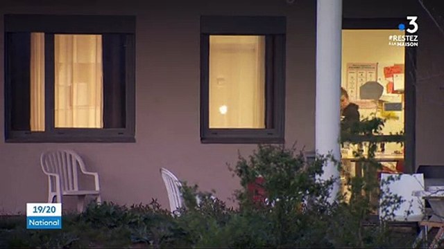 Reportage dans un EHPAD où le personnel a décidé de se confiner avec les pensionnaires afin de les protéger -
