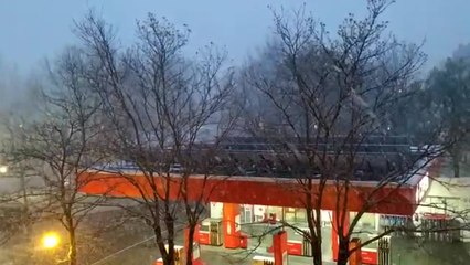 La nieve hace su aparición en Vitoria