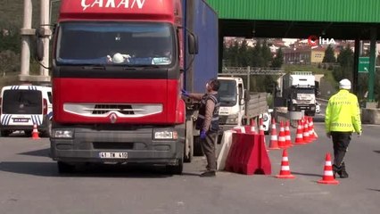 Kocaeli'ye girişlerde korona virüs denetimleri sürdürülüyor