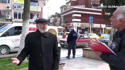Sokağa çıkan dede polisi görünce böyle isyan etti:  Böyle bir şey görmedim