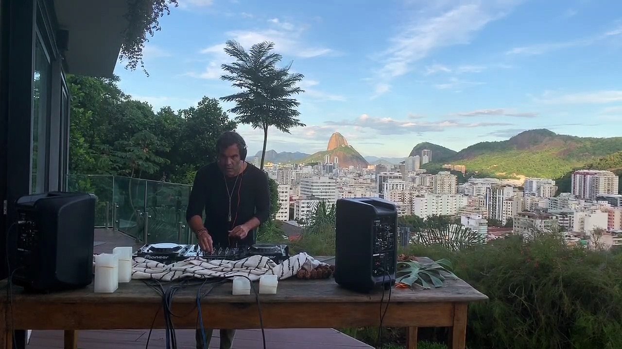 MBR Presents: Cha LIVE in Rio de Janeiro - 27/MAR