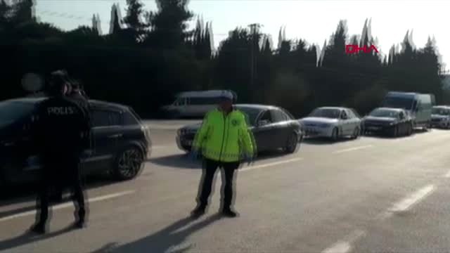 BALIKESİR Yazlıklara akın edenler nedeniyle Bandırma- Erdek arası ulaşım durduruldu