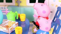 Kids Toy Videos US - Peppa Pig Juguetes en Español  Madame Gazelle Riñe a Peppa Pig